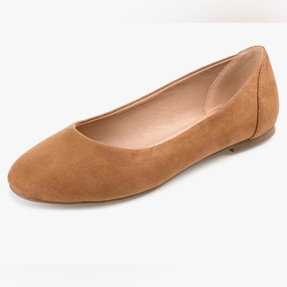 Journee Collection Tan faux Suede Women's Ballet Flats size 6.5 - Picture 1 of 9